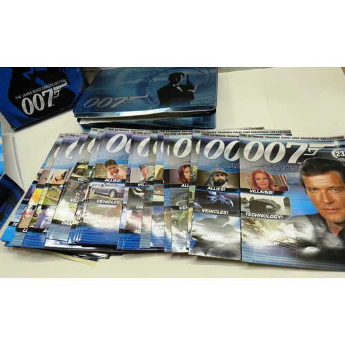 579 - QUANTITY OF JAMES BOND PUBLICATIONS AND TRADING CARDS