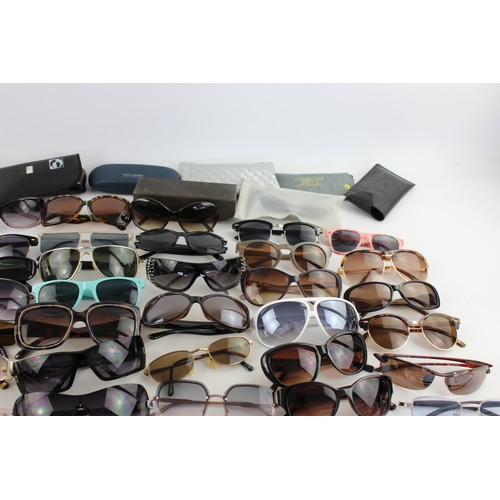 457 - 80 x Assorted SUNGLASSES Includes Vintage, Ladies, Fabris Lane, Carven, Bloc Etc