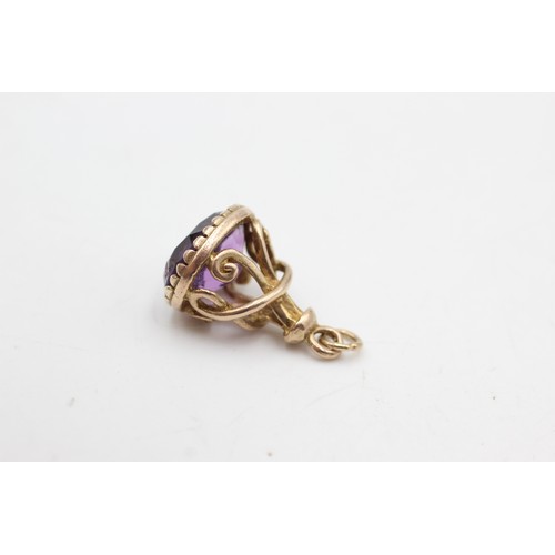 546 - 9ct gold amethyst fob (5.2g)