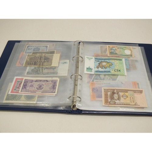 56 - ALBUM OF WOLRD BANKNOTES