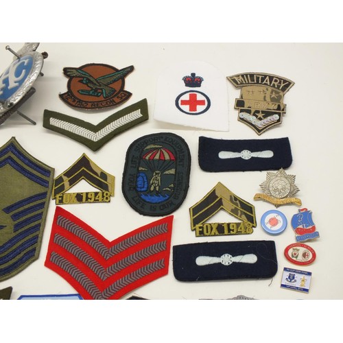 74 - BADGES VARIOUS MISCELLANEOUS LOT INCLUDING R.A.C CAR BADGES