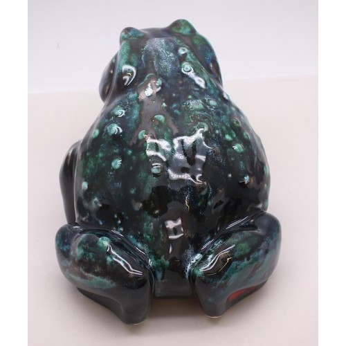 269 - ANITA HARRIS LARGE TOAD SCULPTURE