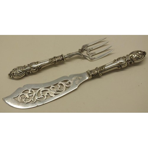 306 - VINTAGE BOXED SILVER PLATED SERVING SET