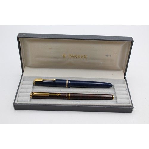 401 - 2 x Assorted Vintage PARKER Fountain Pens WRITING Inc 95, Junior Duofold, Boxed