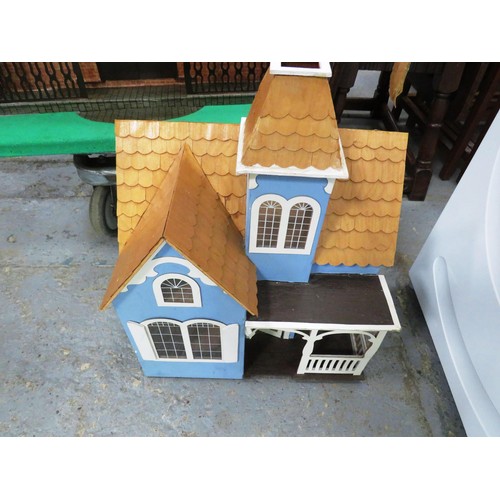 143 - LARGE AND SMALL DOLLS HOUSE AND ACCESSORIES