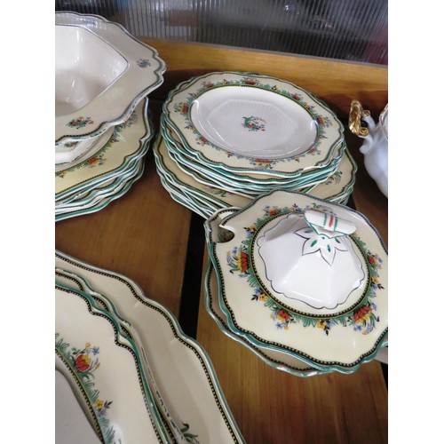 197 - ROYAL IVORY DINNER SERVICE SET - JOHN MADDOCK & SON'S