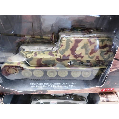 100 - 2 x DIECAST TANKS PANZAJAGER TIGER AND SHERMAN