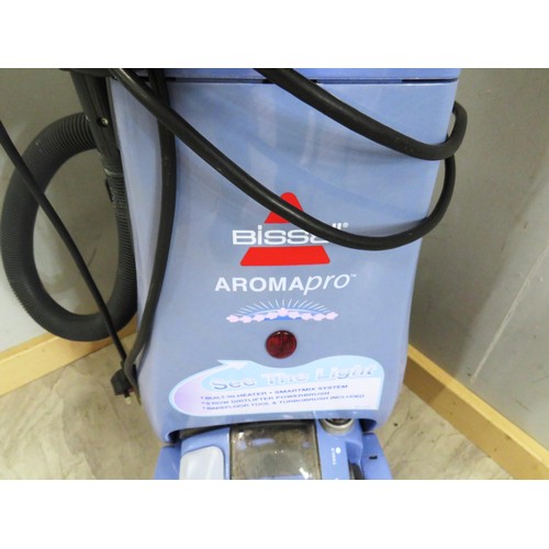 66 - CARPET CLEANER -WORKING