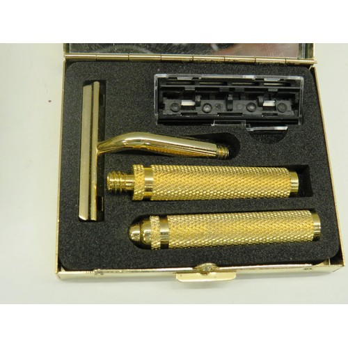 217 - VINTAGE ROLLS RAZOR AND MINIATURE SHAVER