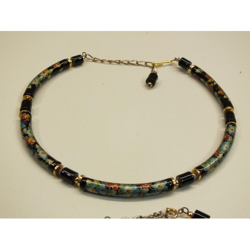 236 - VINTAGE CHINESE CLOISONNE ENAMEL TUBE BEAD BLACK FLORAL CHOKER NECKLACE AND BANGLE