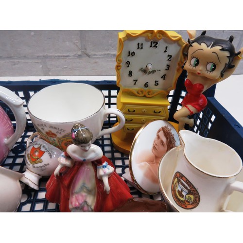 271 - VINTAGE COLLECTABLES INCLUDES BETTY BOOP CLOCK, ROYAL DOULTON FIGURINE, BATH AQUA GLASS ETC