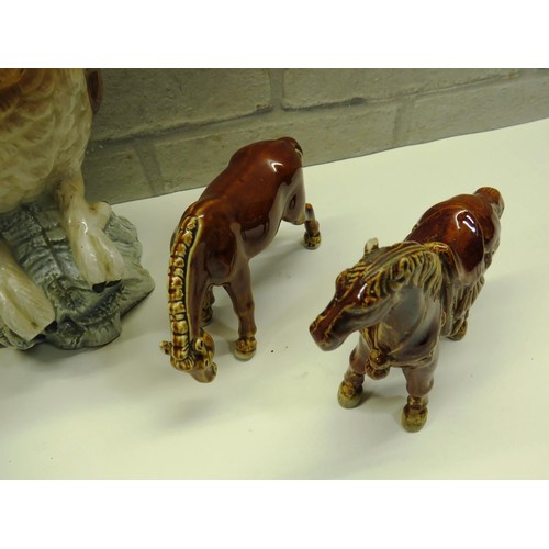 187 - FIVE ANIMAL FIGURES INCLUDES BARN OWL, ELEPHANTS AND HORSES