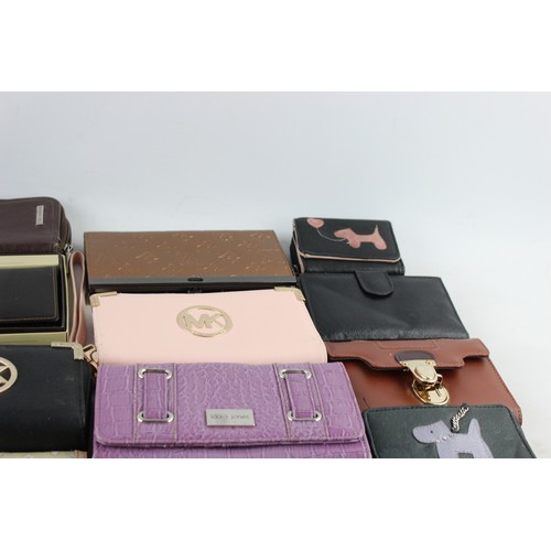 504 - 30 x Assorted Ladies & Gents WALLETS / PURSES Include Leather, Boxed, Etc