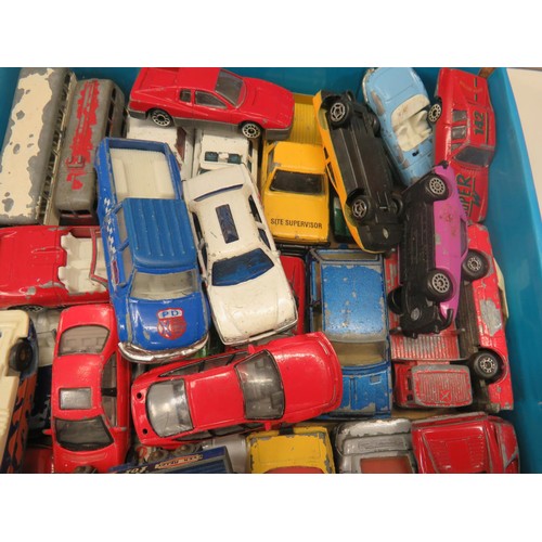 30 - SMALL BOX OF MATCHBOX AND HOTWHEELS