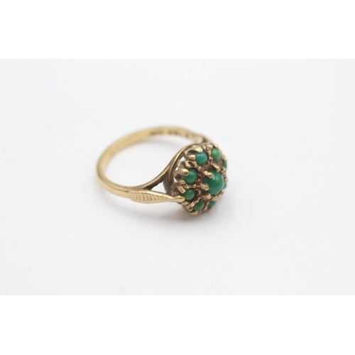 418 - 9ct Gold Vintage Turquoise Cluster Ring (3.1g)