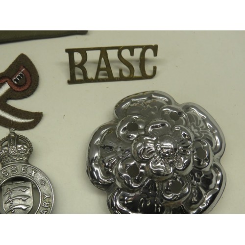 52 - BAG OF MILITARY AND OTHER BADGES