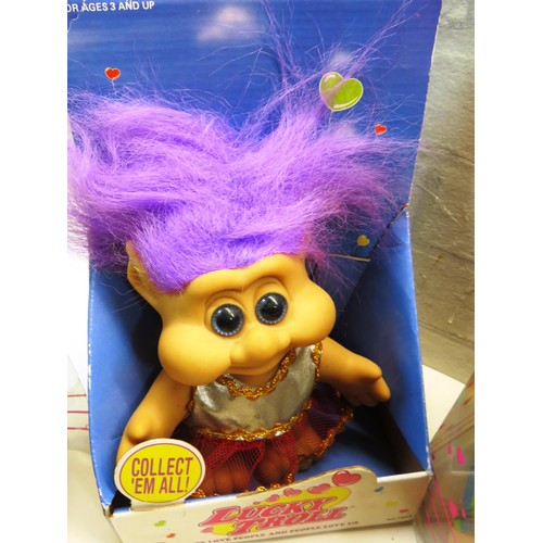 193 - SELECION OF SEVEN TROLL DOLLS