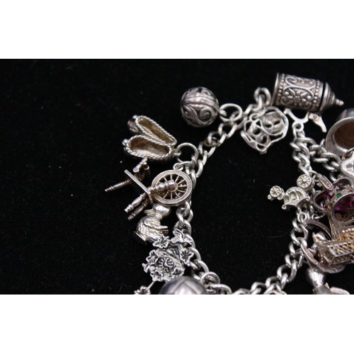 412 - Vintage .925 Sterling Silver CHARM BRACELET inc. Frog, Monument, Crown (66g)