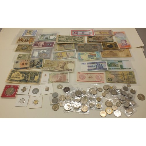 85 - BAG OF BANKNOTES AND COINS