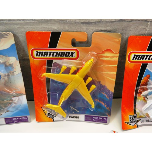 152 - 8 MATCHBOX PLANES INCLUDES 5 IN PACKETS