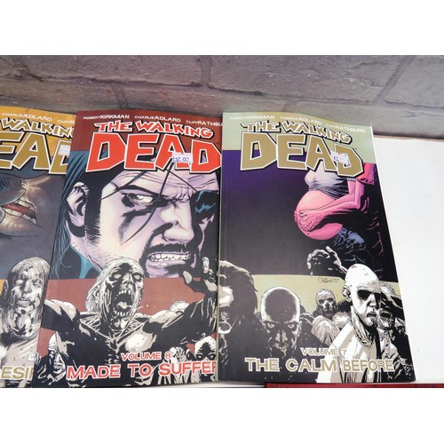 211 - SET OF WALKING DEAD COMICS