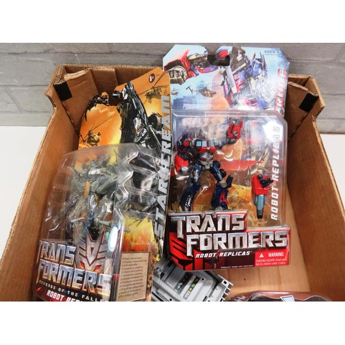 219 - SET OF TRANSFORMER TOYS