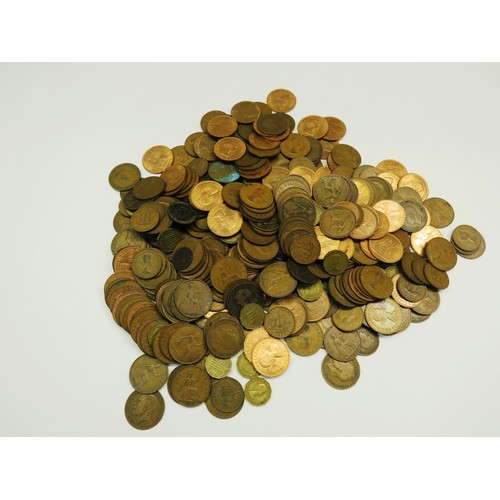 500 - 3.3KG OF COPPER PENNIES & HALF PENNIES ALL MONARCHS VICTORIA TO ELIZABETH