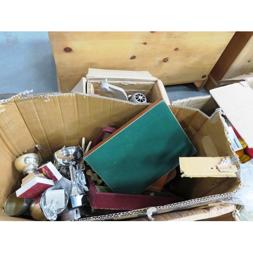 380 - 10 x BOXES OF MIXED COLLECTABLE HANDBAGS, ELECTRICS, CAMERA ACCESSORIES, TROPHYS ETC