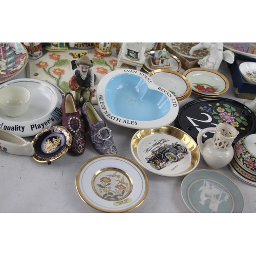 450 - Collection of Vintage CERAMICS & POTTERY Inc. Royal Doulton etc