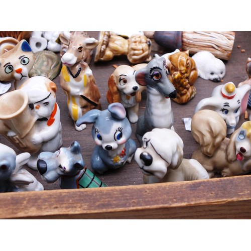 274 - VINTAGE WADE WHIMSIES INCLUDES DISNEY LADY & TRAMP FIGURES, BAMBI ETC