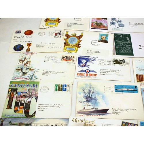 32 - 29 RARE BRITISH 1st DAY COVERS 1964-73 INCLUDES 1966 WORLD CUP