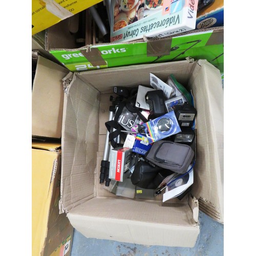 47 - 10 x BOXES OF MISCELLANEOUS INCLUDES VINTAGE CAMERAS AND ACCESSORIES, TOYS, CERAMICS ETC