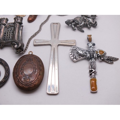 209 - PEWTER KNIGHT & CASTLE TALLIT CLIPS, PEWTER AXE PENDANT, COPPER LOCKET, 9ct GOLD ON SILVER CUFFLINK ... 