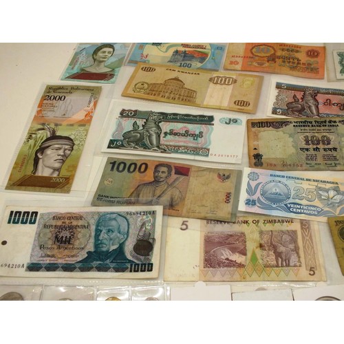 24 - COLLECTION OF BANKNOTES AND COINS