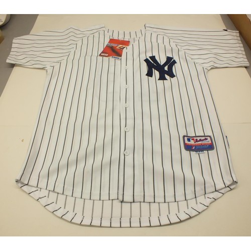 61 - NEW YORK YANKEES JERSEY - SIGNED