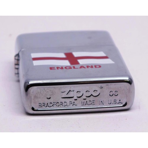 79 - ZIPPO ENGLAND ST GEORGE FLAG UNUSED