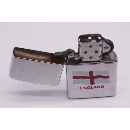 79 - ZIPPO ENGLAND ST GEORGE FLAG UNUSED