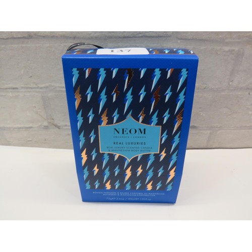 162 - NEOM CANDLE LUXURY GIFT SET