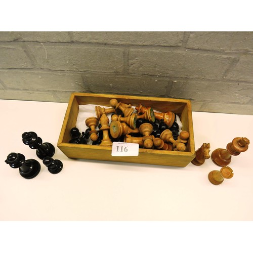 116 - VINTAG WOOD CARVED CHESS SET