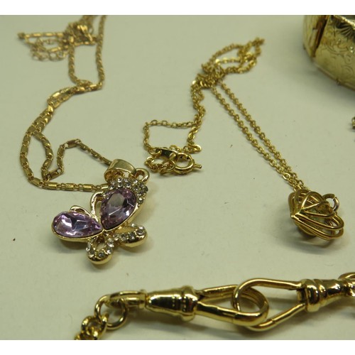 256 - SELECTION OF GOLD TONE JEWELLERY - NECKLACES, BRACELETS, BANGLES ETC