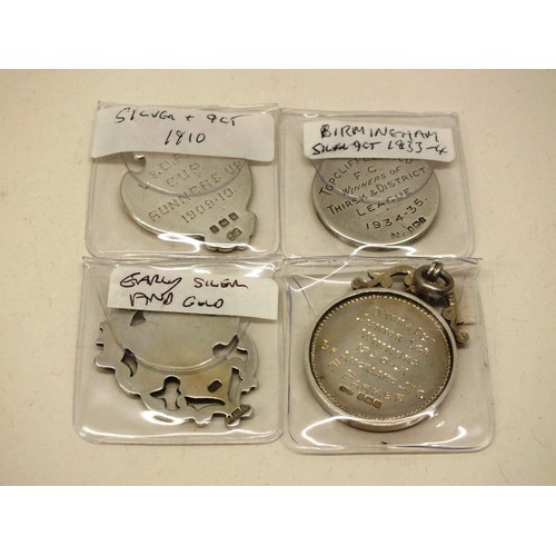 95 - 16 x RARE SILVER AND GOLD FOBS