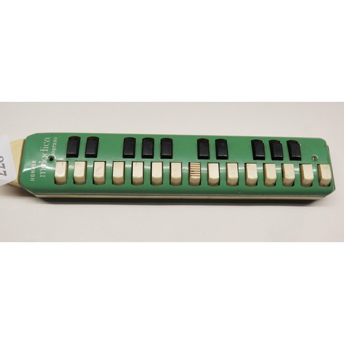 228 - HOHNER MELODICA SOPRANO 1960'S WIND INSTRUMENT