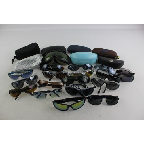 418 - 25 x Assorted SPORTS STYLE Sunglasses Inc. Escada, Osiris, Bloc