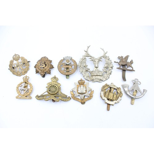 431 - 10 x Assorted Vintage MILITARY Cap Badges Inc East Surry, Essex, ASC Etc