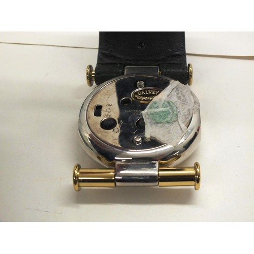 313 - 3x ASSORTED WATCHES TO INCLUDE DKNY, OLEG CASSINI AND PININFARINA PLUS A DALVEY TRAVEL CLOCK