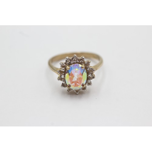 448 - 9ct gold vintage clear gemstone halo dress ring (3.3g)Size- N