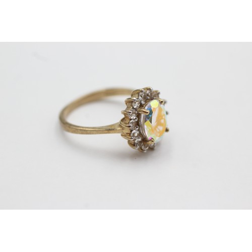 448 - 9ct gold vintage clear gemstone halo dress ring (3.3g)Size- N