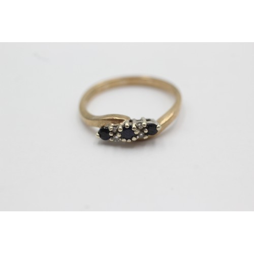 452 - 9ct gold sapphire & diamond twist setting ring (2.3g)Size- O