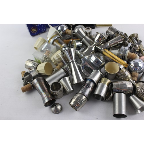 462 - Breweriana Lot Inc Measures, Corckscrews, Bottle Stoppers Etc