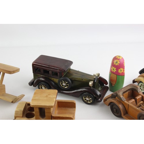 478 - 10 x WOODEN Toys Inc. Cars, Maze Puzzle, Spinning Top Etc.